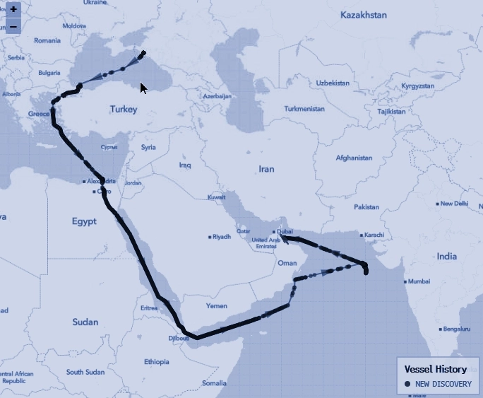 Российская нефть для Индии перегружается с танкера на танкер в Омане — Bloomberg