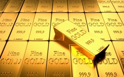 Золото выросло на росте геополитических рисков