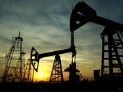 Нефть продолжает дорожать, несмотря на неопределенность на рынке
