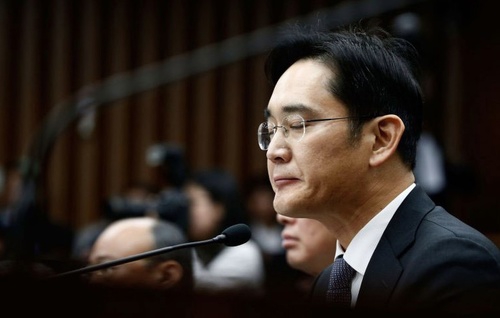 Руководитель Samsung арестован