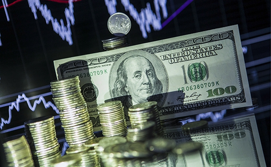 Goldman Sachs пообещал доллар за 69 рублей в 2015 году