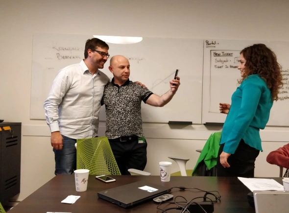 Через одно рукопожатие с Баффетом или как я нахаляву слетал в Израиль. Офис компании Etoro.