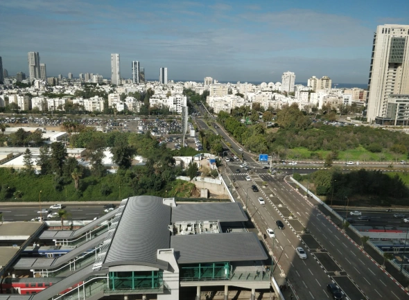 Через одно рукопожатие с Баффетом или как я нахаляву слетал в Израиль. Офис компании Etoro.