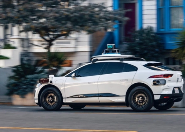 Waymo начинает предлагать бесплатные поездки на своих беспилотных автомобилях в Сан-Франциско