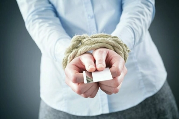 Думаете, кредиты это выход? Они только разрушают в вас инвестора! Думаете, кредиты это выход? Они только разрушают в вас инвестора!