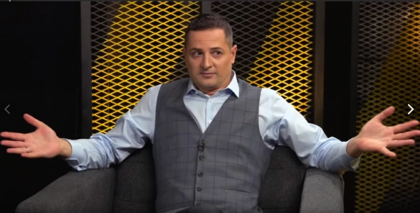 Вася закрыл шорт...