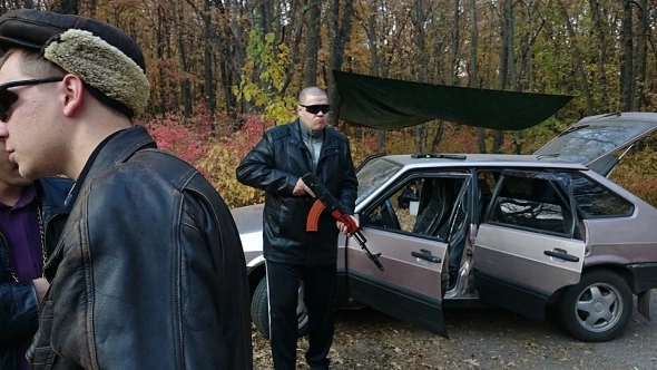 В театре теней...