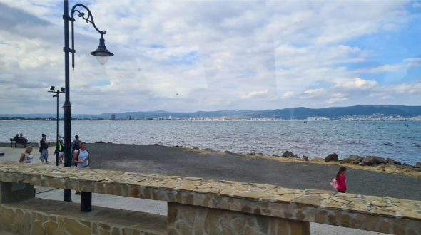 Азия. Понедельник.