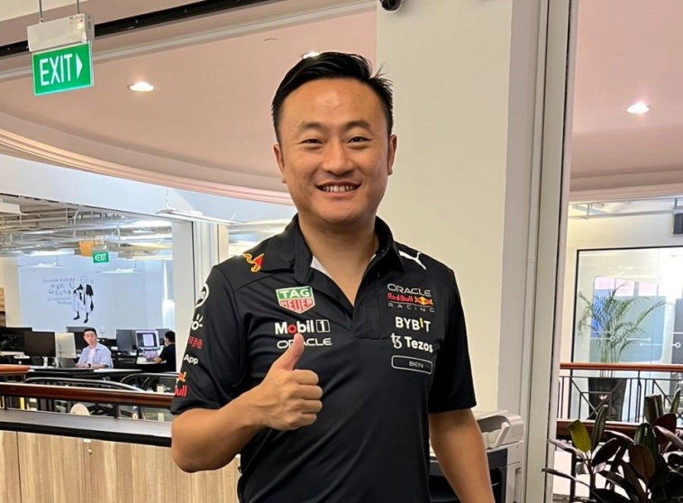 ЦБ воюет с инсайдом, школота обокрала Павла Дурова, а Илон Маск торгуется со всеми за 8 баксов