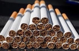 Почему Сигареты не попали под санкции)))