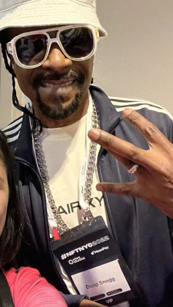 Кто одурачил всех на криптофоруме в Нью-Йорке и "продал NFT на миллионы"