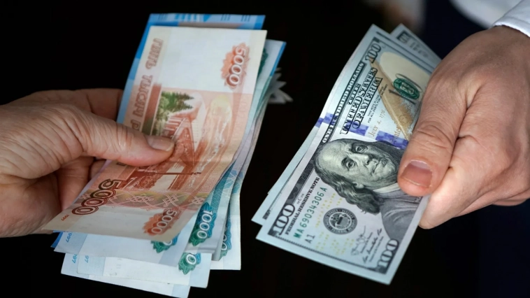 Запретят ли в России доллар?