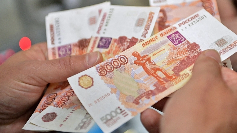 Почему российский рубль мир не хочет признать мировой валютой? Жизнь была бы как на Западе, а президент всеми любим. Кредиты под 0%.