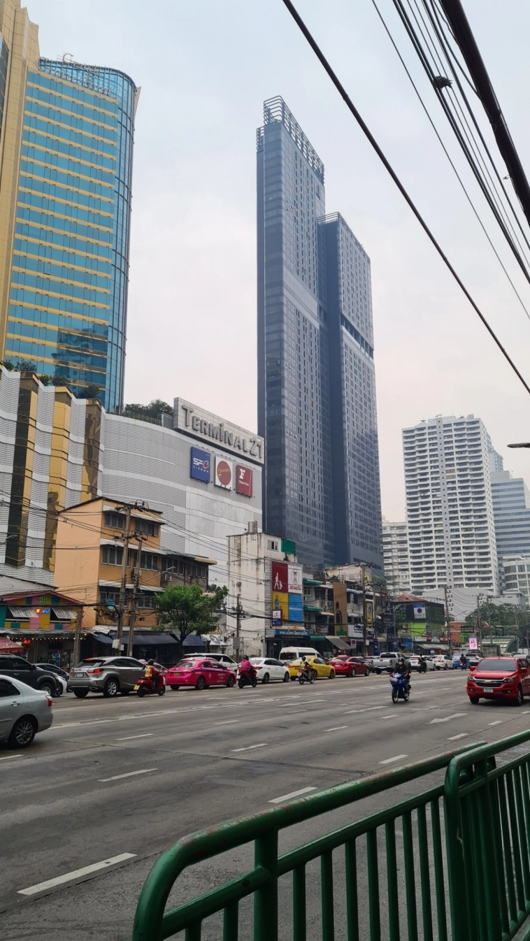 Азия. Пятница.