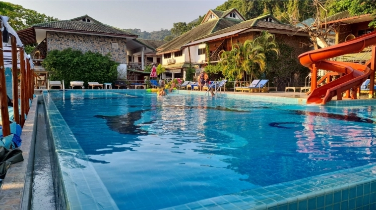 Азия. Четверг.