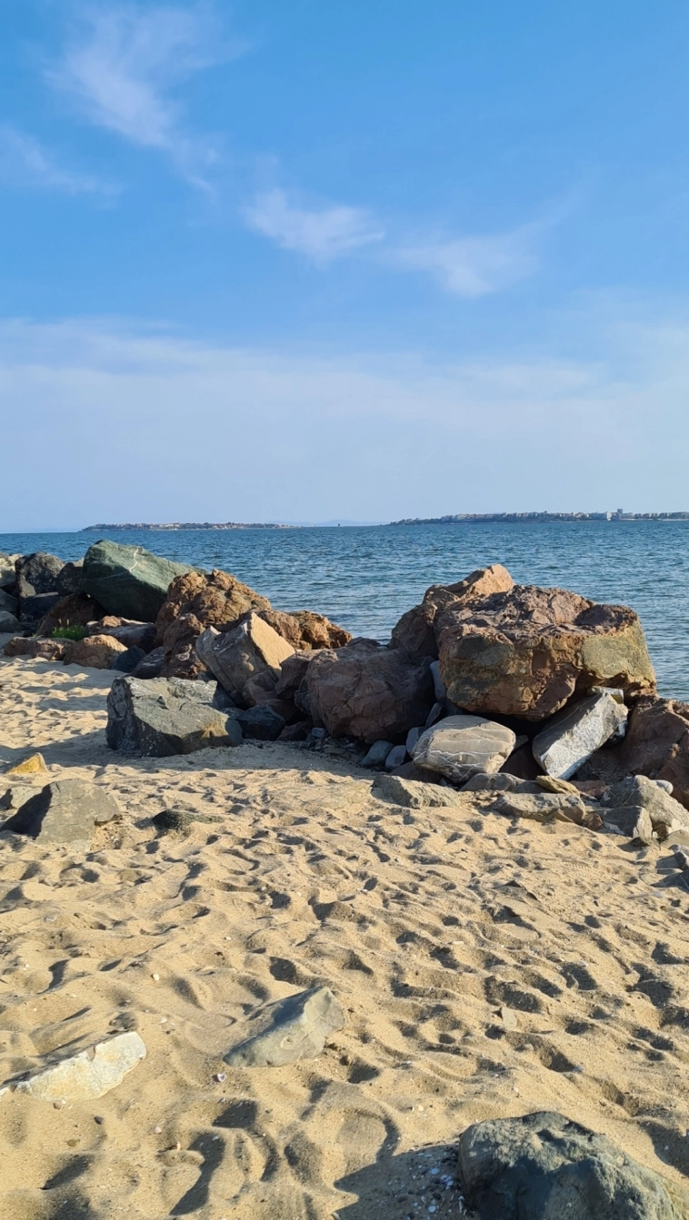 Азия. Понедельник.