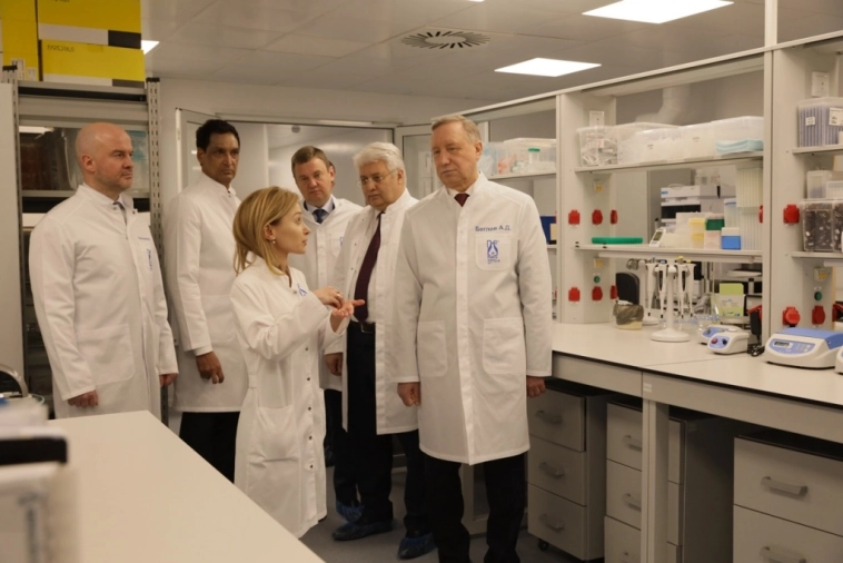 Россия, суббота, не чокаясь Россия, суббота, не чокаясь