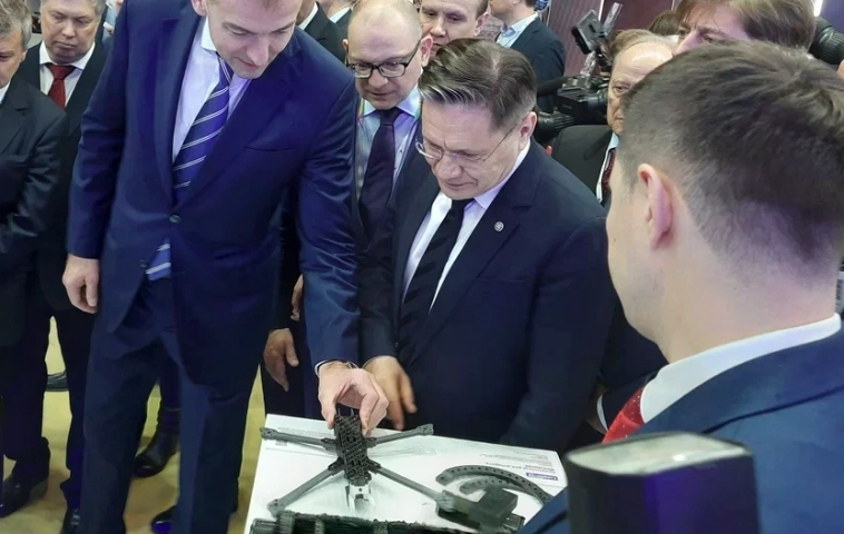 Пока некоторые комментаторы считают дырки в сортирах, остальные могут спокойно почитать новости страны от телеграм-канала Орда Пока некоторые комментаторы считают дырки в сортирах, остальные могут спокойно почитать новости страны от телеграм-канала Орда