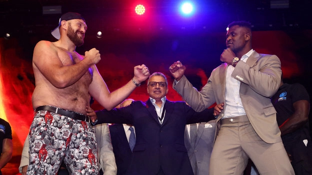 Вклад на год, займ на месяц или сделка на день ... с доходом +5% в валюте? Что лучше и надежнее? Сделка на 28.10.2023 на бой Фьюри - Нганну.