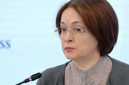 Надо бить гаечным ключом по этой голове... Отчаянно...