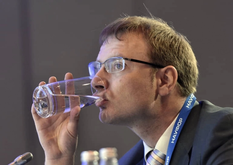 Аяза Шабутдинова задержали за недостаточно успешный успех, а СПБ Биржа накрылась санкциями Аяза Шабутдинова задержали за недостаточно успешный успех, а СПБ Биржа накрылась санкциями