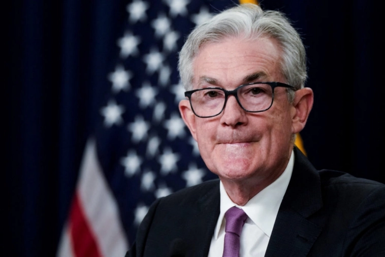 "Буллард предупреждает: ФРС на грани трудного выбора между рецессией и стагфляцией