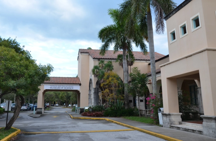 Как я жил в Пиндостане 11 лет назад и почему больше жить там не хочу?