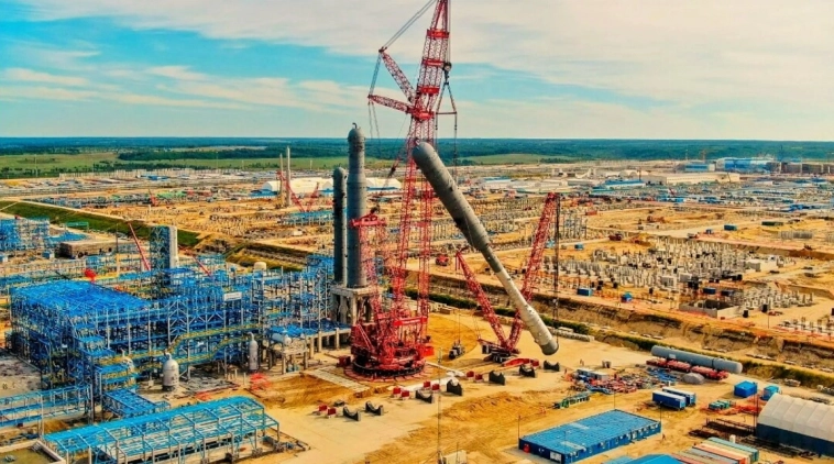 В Усть-Луге строят один из самых мощных в мире заводов по переработке газа