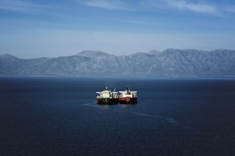 Как Россия пробила дыру в 11 миллиардов долларов в нефтяных санкциях Запада