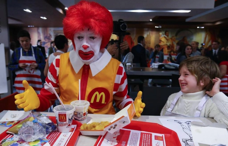 Макдоналдс в США превратился в ресторан для богатых