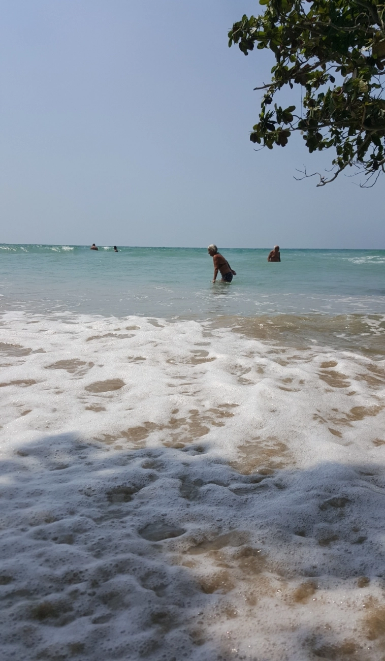 Азия. Четверг.