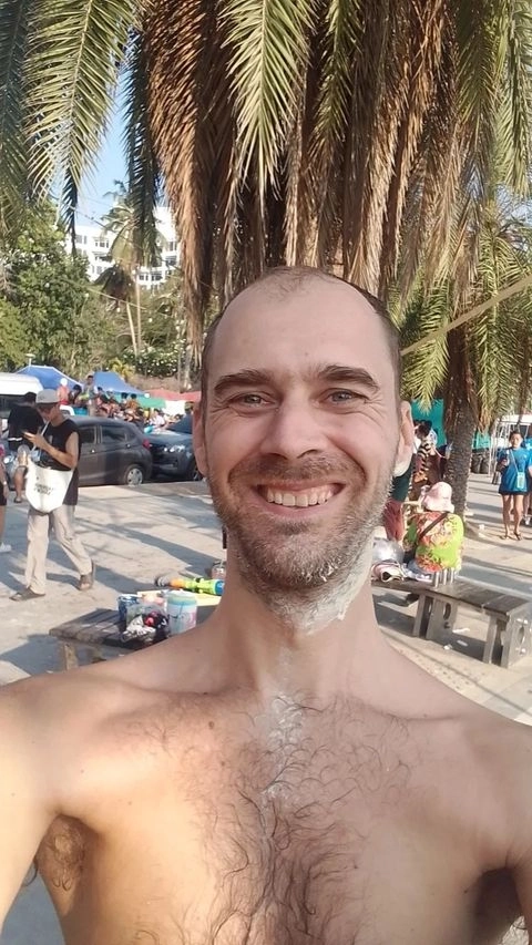 Gamestop, мудрый инвестор - приключения продолжаются