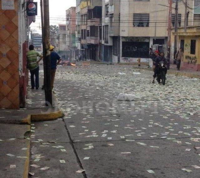 Почему я не буду покупать офз, а куплю наличный бакс Почему я не буду покупать офз, а куплю наличный бакс