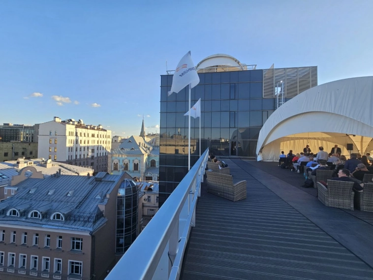 Что делать, пока высокие ставки и разные курсы рубля? Что делать, пока высокие ставки и разные курсы рубля?