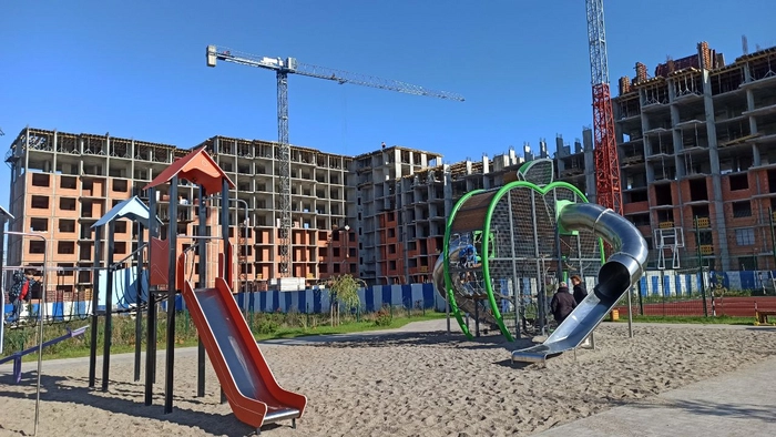 Проинспектировал строительство студии