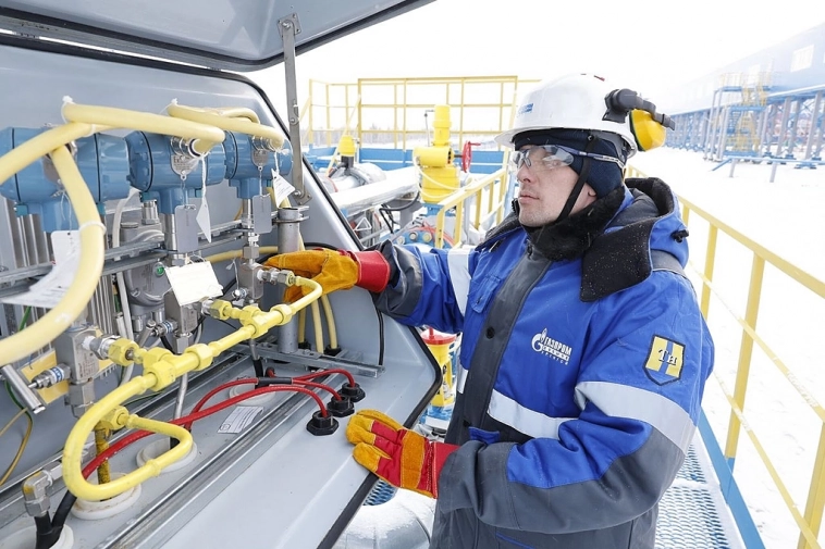 13 января обновлен достигнутый днем ранее абсолютный исторический рекорд суточных поставок газа по Единой системе газоснабжения России