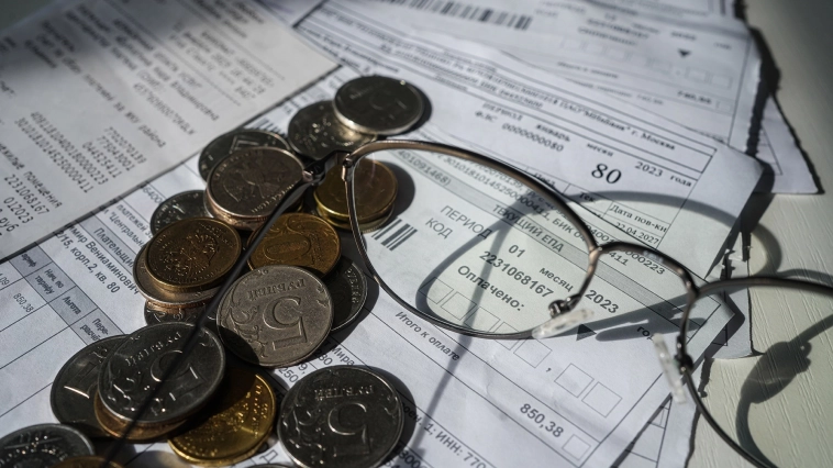 Почему счета за ЖКХ растут быстрее, чем инфляция, и что с этим делать?
