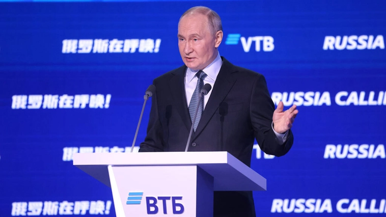 Путин заявил о необходимости сделать фондовые рынки привлекательнее для россиян Путин заявил о необходимости сделать фондовые рынки привлекательнее для россиян