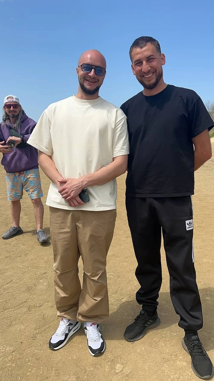 Нужно перестать смотреть на Гелики и ламборгини.