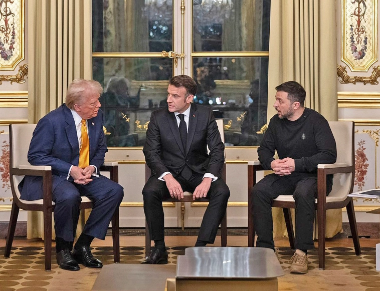 Зеленский встретился с Трампом. Зеленский встретился с Трампом.