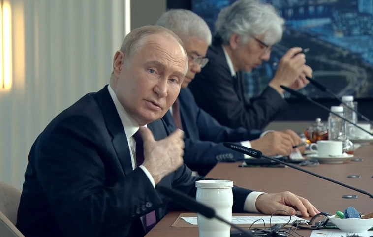 Из интервью Путина западные СМИ услышали только про ракеты