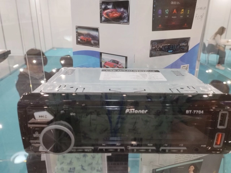 Главные фишки современной электроники: тройники, магниты и фоторамки