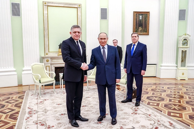 Путин ставит точку на газе через Украину, премьер Словакии спешит в Кремль за объяснениями