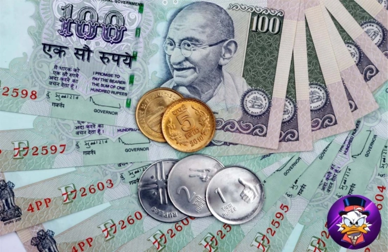 Как мировые валюты получили свои названия? Рупия