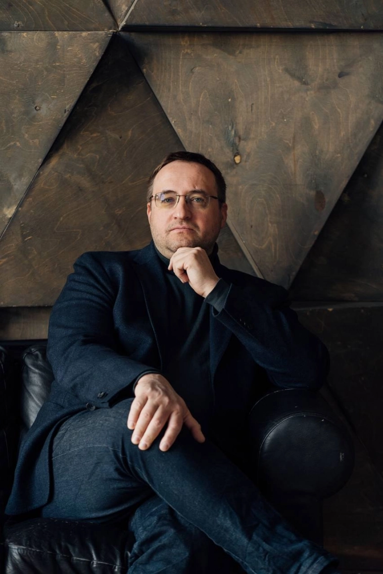 Константин Церазов: все десять отраслевых индексов Мосбиржи закрыли неделю в минусе