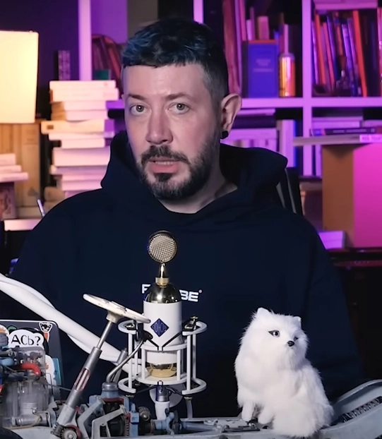 Как мы в России сделали микрофон «как у Артемия Лебедева» и продаем по всему миру Как мы в России сделали микрофон «как у Артемия Лебедева» и продаем по всему миру