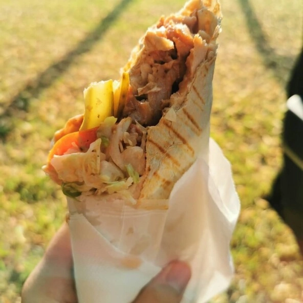 Сколько зарабатывает бизнес на шаурме? Сколько зарабатывает бизнес на шаурме?