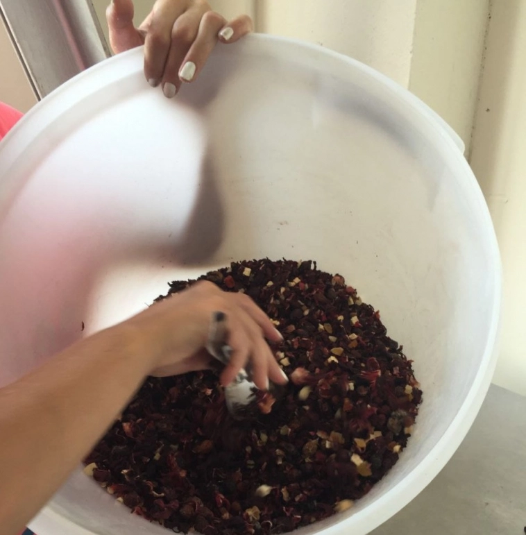 Как математик насушил листьев и продал на 20 млн в год на маркетплейсах