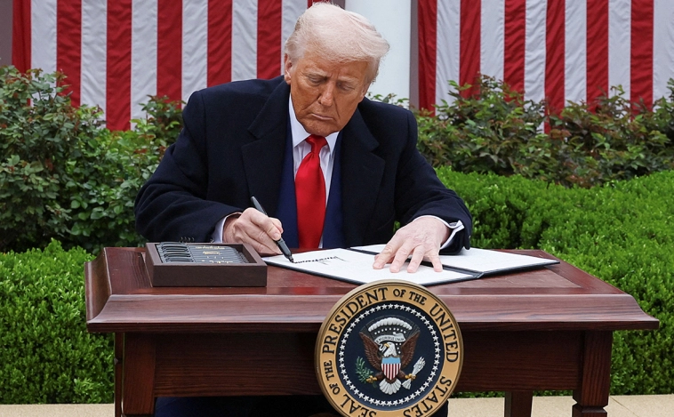 РБК вслед за AEI: Эксперты нашли ошибку в формуле «зеркальных» пошлин Трампа