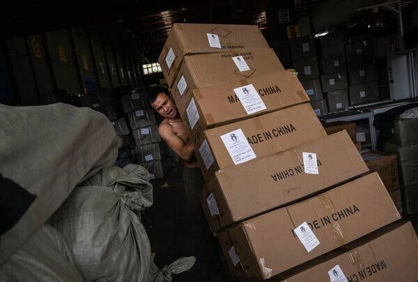 Трамп хочет, чтобы мир вытеснил Китай. Он начинает с Вьетнама.